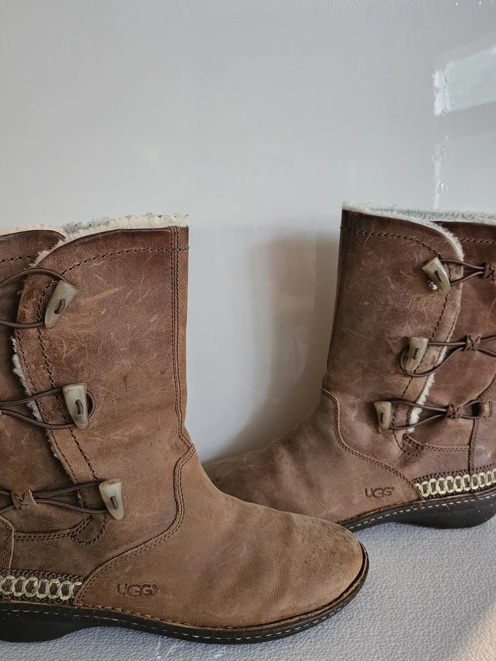 UGG Women's Kona Toggle Brown Suede Shearling-Lined Boots